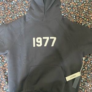 Essentials Black '1977' Pullover Hoodie